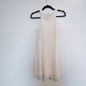 NWT Pinky white cream lace dress with high neckline. Size small